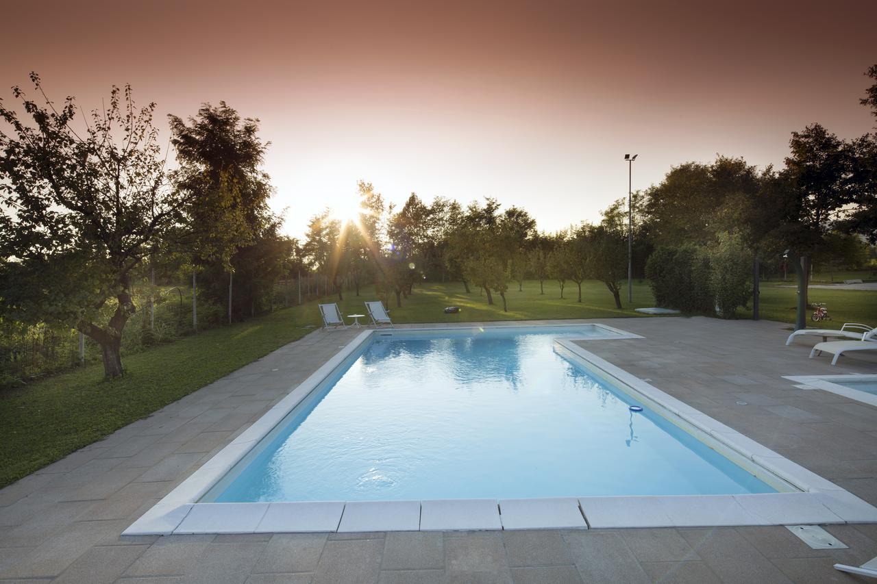 Agriturismo Borgo Tecla Rosà 外观 照片